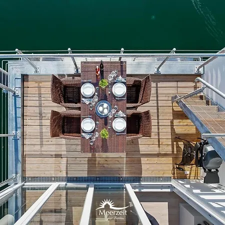 Wasserhaus Blau Im Meer 船屋 *